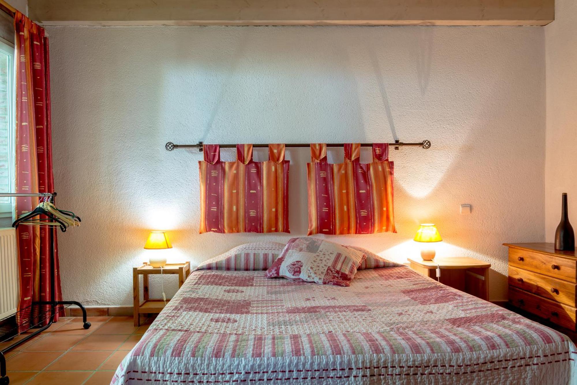 Domaine Du Mas Bazan Hotel Alenya Room photo